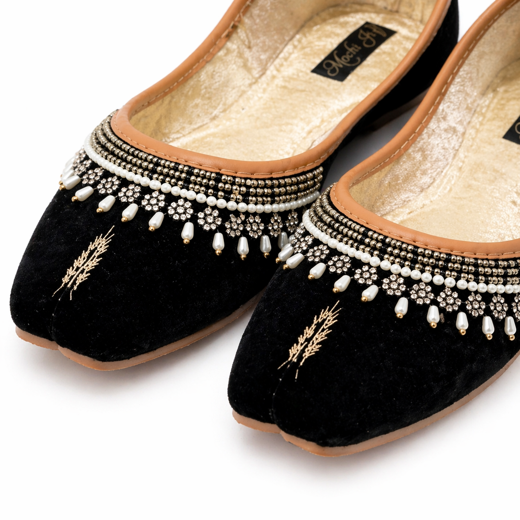 Black embellished Punjabi juttis by Desi Step London