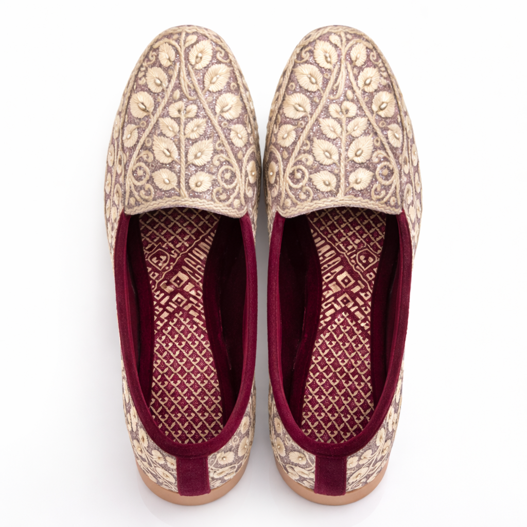 Gold embellished Punjabi jutti by Desi Step London
