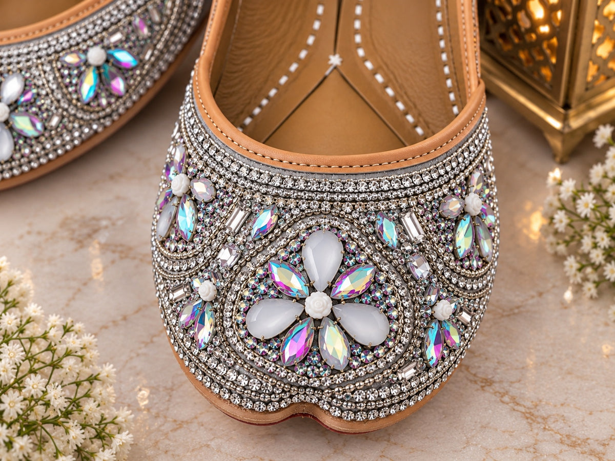 Silver crystal embellished Punjabi juttis - crystal detail